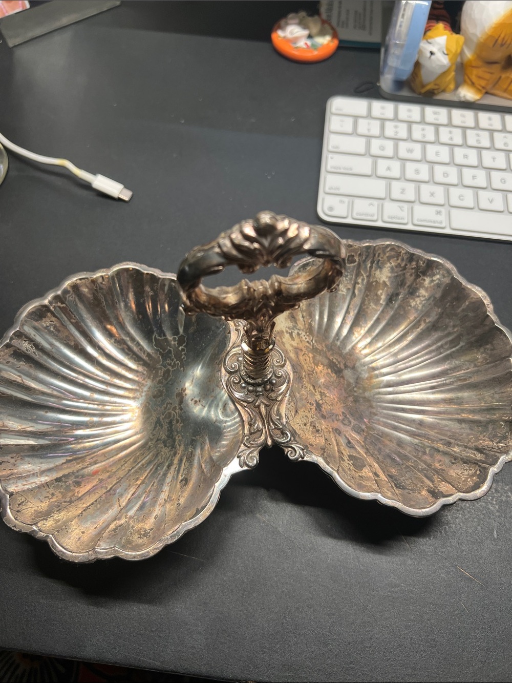 Vintage brass shell decor